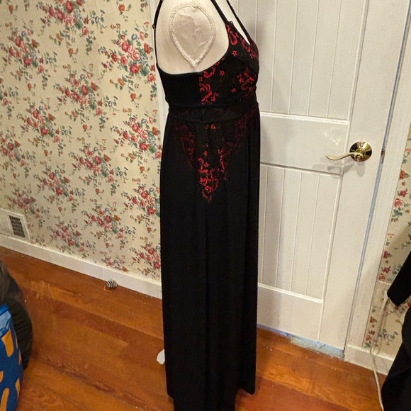 Soma super soft knit maxi chemise Size S Red & Black - Picture 4 of 8